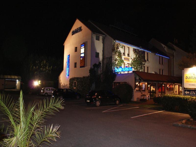 Brit Hotel Confort Pau Lons Exterior foto